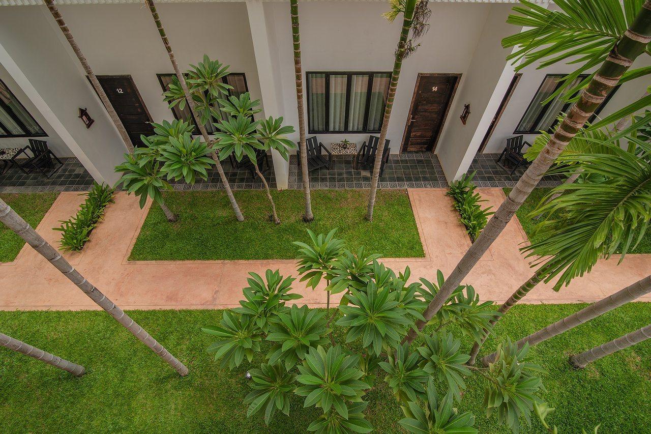 The Urban Hotel Siem Reap Exterior photo