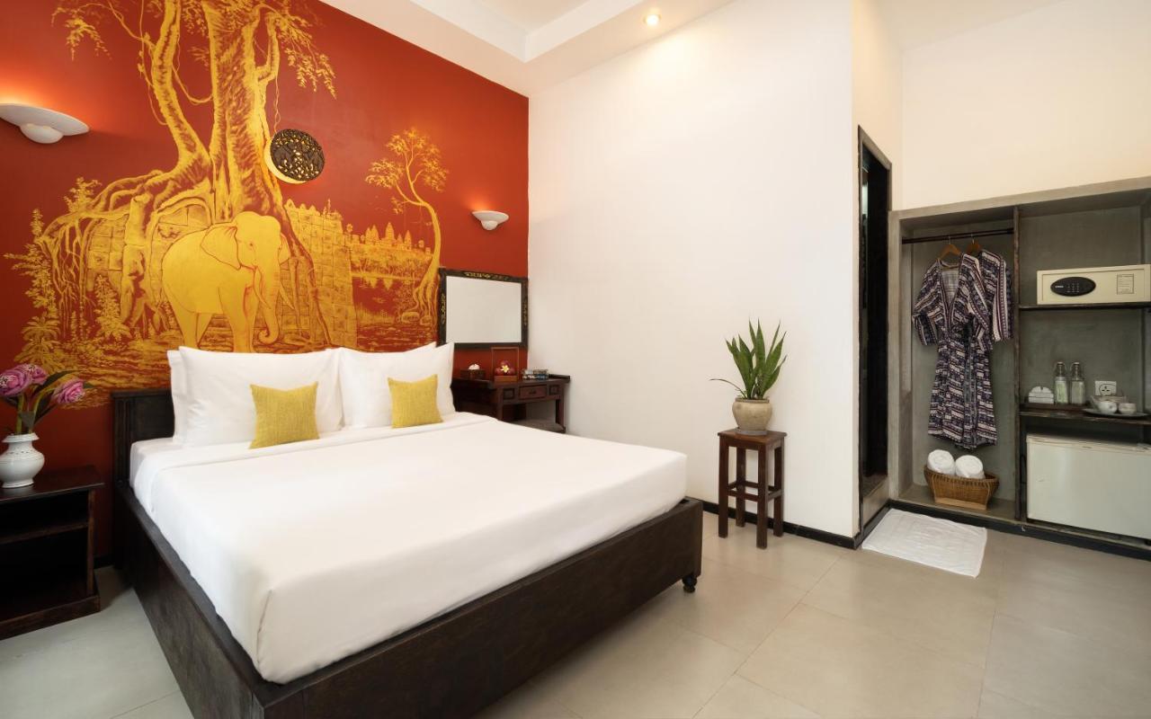 The Urban Hotel Siem Reap Exterior photo