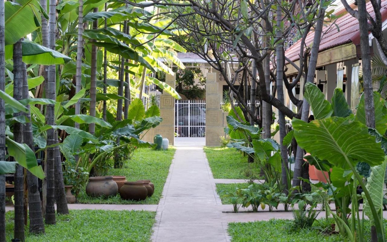 The Urban Hotel Siem Reap Exterior photo